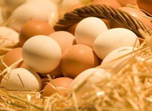 鸡蛋一天吃几个对身体有好处？其实很多人都吃错了